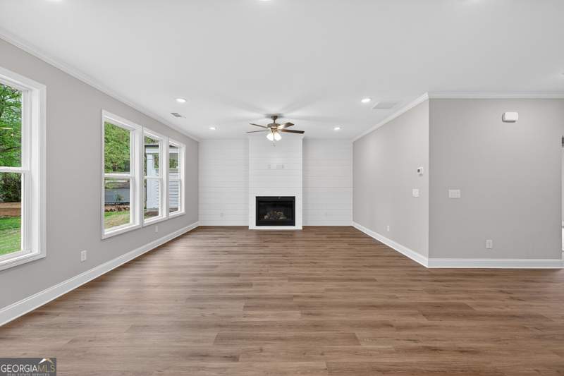 4 bedroom Single Family Residence at 4862 White Street, None, Sugar Hill — photo 5