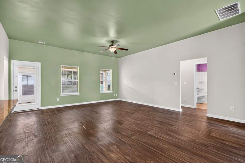 3 bedroom Single Family Residence at 179 Meadowbrooke Drive, Fieldcrest, Milner — photo 5