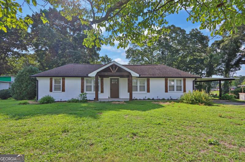 4 bedroom Single Family Residence at 123 Cowan Road, None, Covington — photo 2