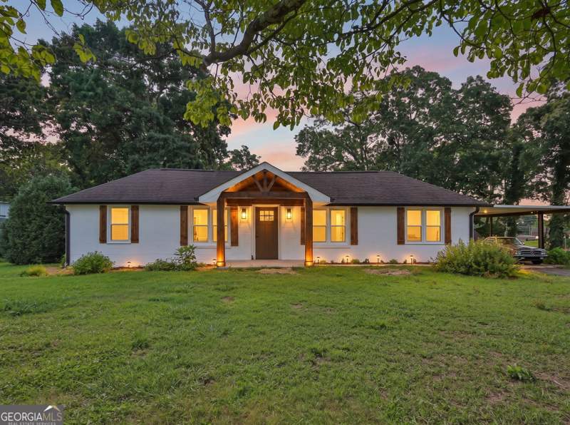 4 bedroom Single Family Residence at 123 Cowan Road, None, Covington — photo 1