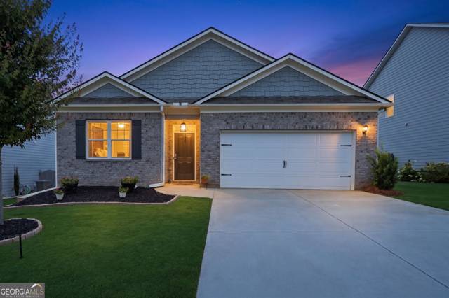 450 Starbuck Parkway, home for sale in Pendergrass
