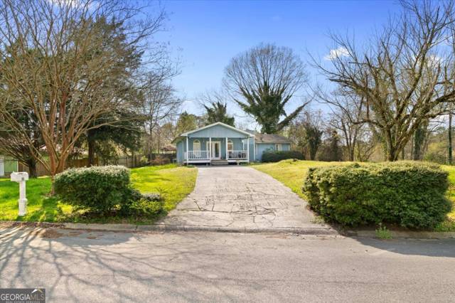 47 North Way, home for sale in Chatsworth