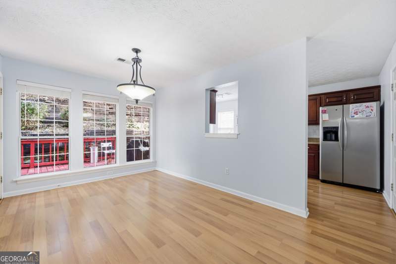 3 bedroom Single Family Residence at 3279 Benthollow Lane, Grove Park, Duluth — photo 5