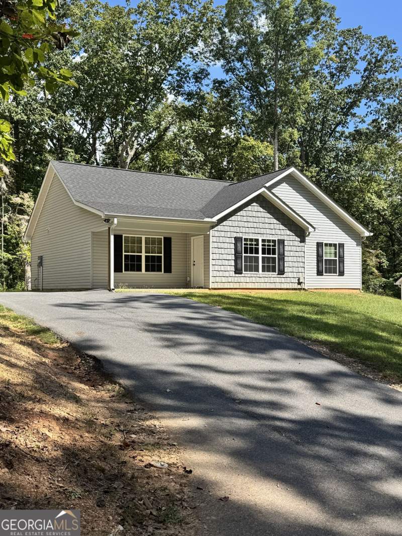 3 bedroom Single Family Residence at 3790 Highway 52, None, Dahlonega — photo 3