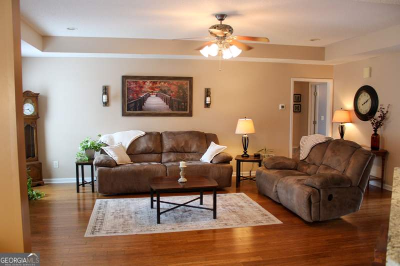 3 bedroom Single Family Residence at 100 Laketrail Drive, Huguley Dairy, Griffin — photo 5