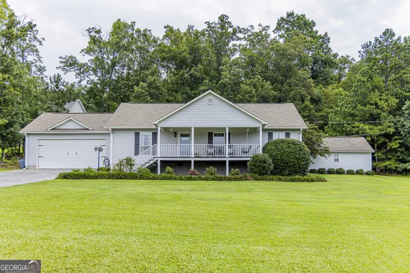 3 bedroom Single Family Residence at 608 Ward Mountain Road, None, Kingston — photo 1