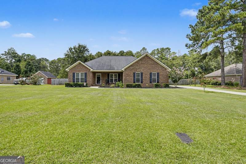 3 bedroom Single Family Residence at 123 Sweet Briar Trail, SWEETBRIAR, Statesboro — photo 1