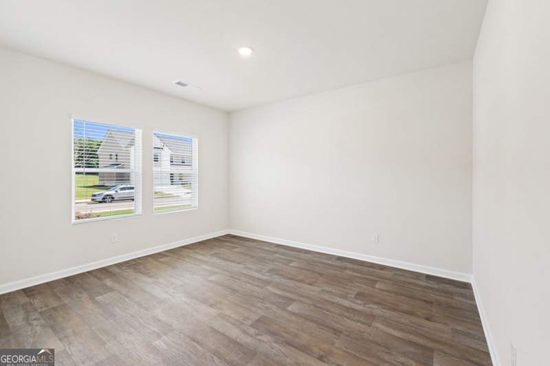 4 bedroom Single Family Residence at 1149 Homer Way, Bluffs at Carey Station, Greensboro — photo 3