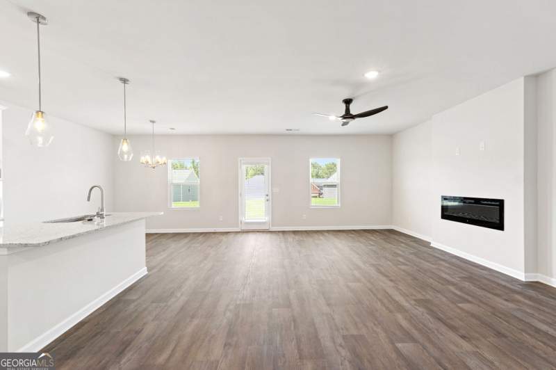 4 bedroom Single Family Residence at 1149 Homer Way, Bluffs at Carey Station, Greensboro — photo 4