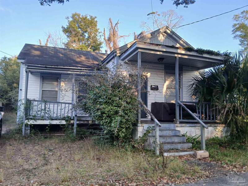 2 bedroom Single Family Residence at 1008 N 6th Ave, East King Tract, Pensacola — photo 2