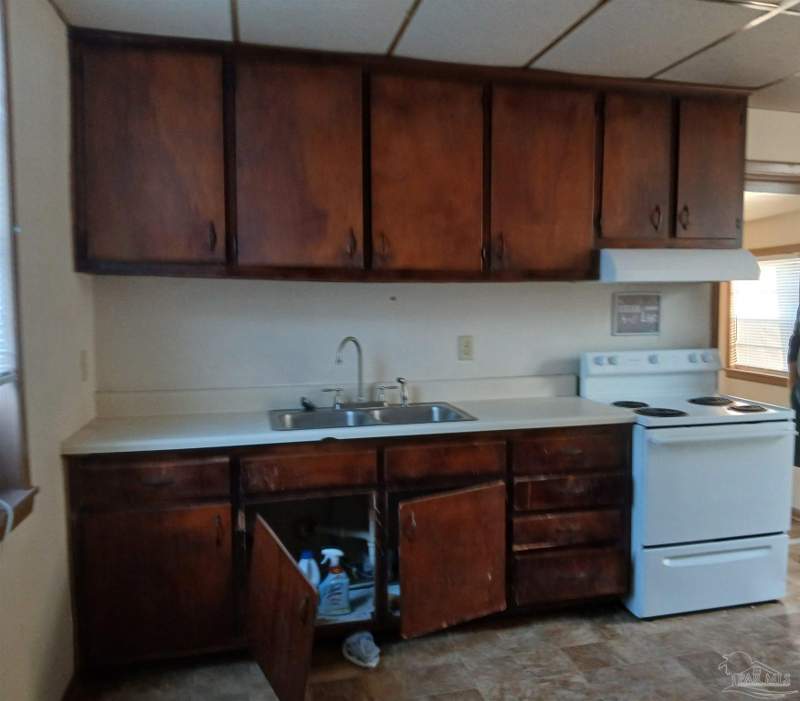 2 bedroom Single Family Residence at 1008 N 6th Ave, East King Tract, Pensacola — photo 4