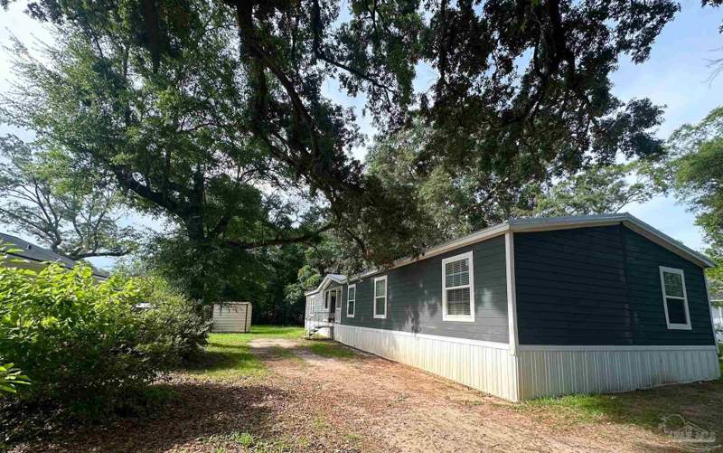 4 bedroom MANUFACTURED/MOBILE at 630 Spencer Ave, Springhead Home, Pensacola — photo 1