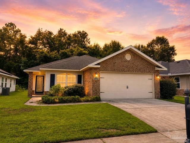 5183 Teresa Dr, Milton 32583 home for sale