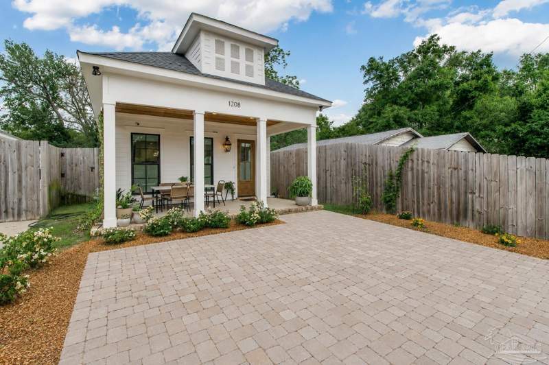3 bedroom Single Family Residence at 1208 E Fisher St, New City Tract, Pensacola — photo 2