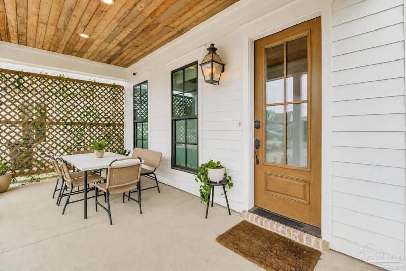 3 bedroom Single Family Residence at 1208 E Fisher St, New City Tract, Pensacola — photo 4