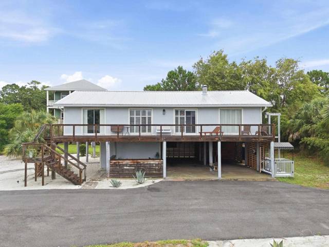 1038 Magnolia Ln, Gulf Breeze 32563 home for sale