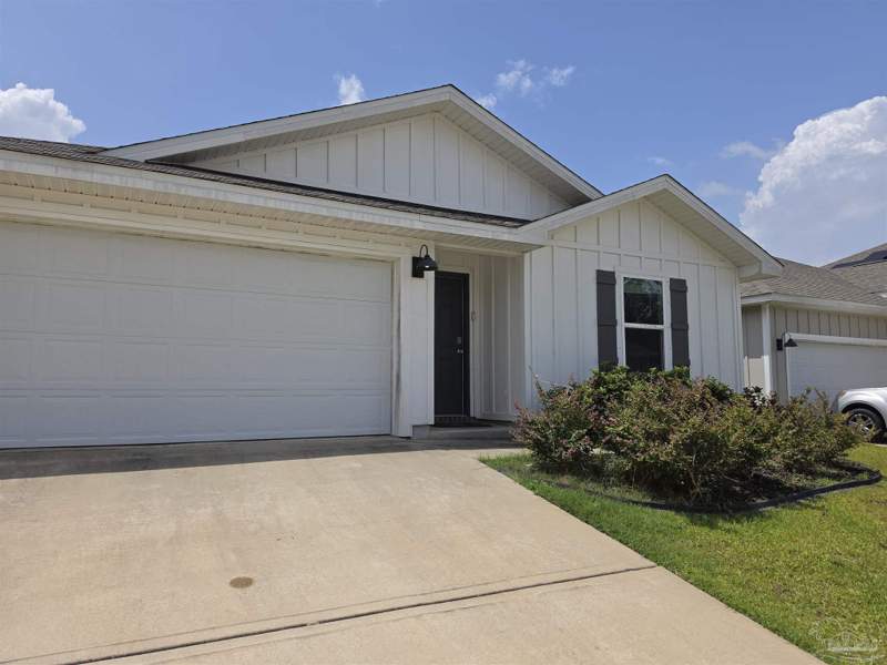 4 bedroom Single Family Residence at 3495 Fallschase Blvd, Fallschase At Pathstone, Pensacola — photo 1