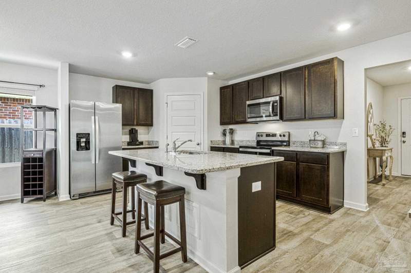 3 bedroom Single Family Residence at 7494 Oak Lake Blvd, Lakeshore Preserve, Pensacola — photo 5