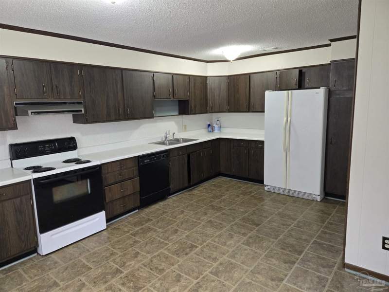 3 bedroom Single Family Residence at 2507 Kelso Rd, Ferry Pass Heights, Pensacola — photo 2