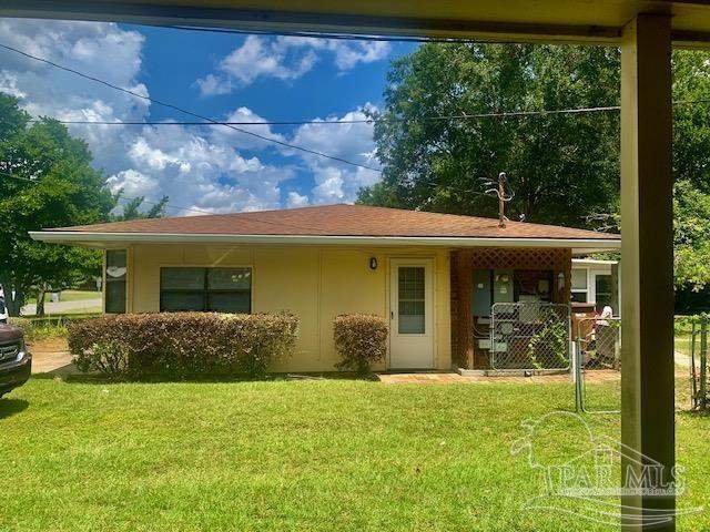3 bedroom Single Family Residence at 5116 Seagull Dr, Santa Villa, Pace — photo 2