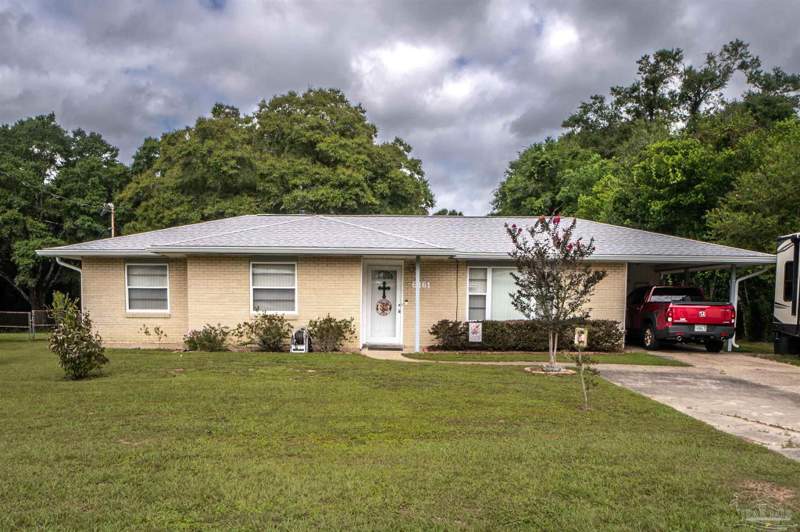 3 bedroom Single Family Residence at 6461 Lark Ave, College Park, Milton — photo 1