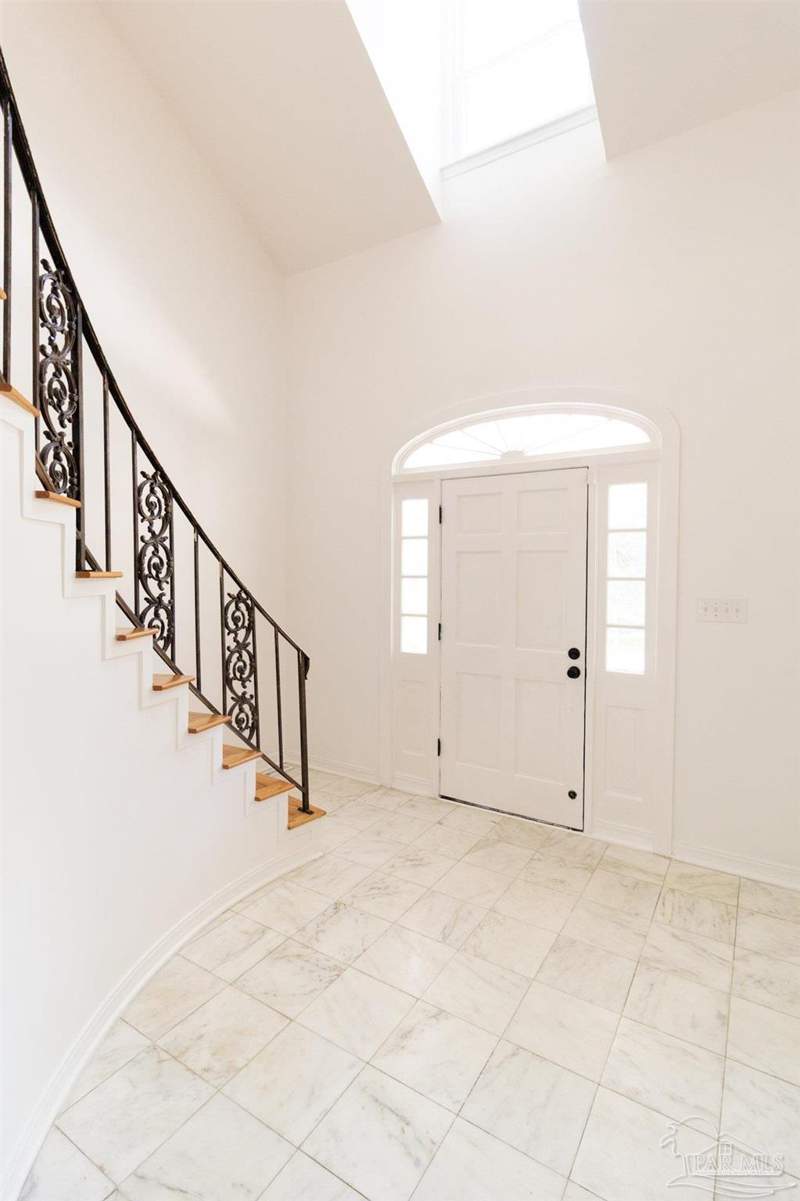 5 bedroom Single Family Residence at 1280 Stow Ave, Don Stow, Pensacola — photo 4