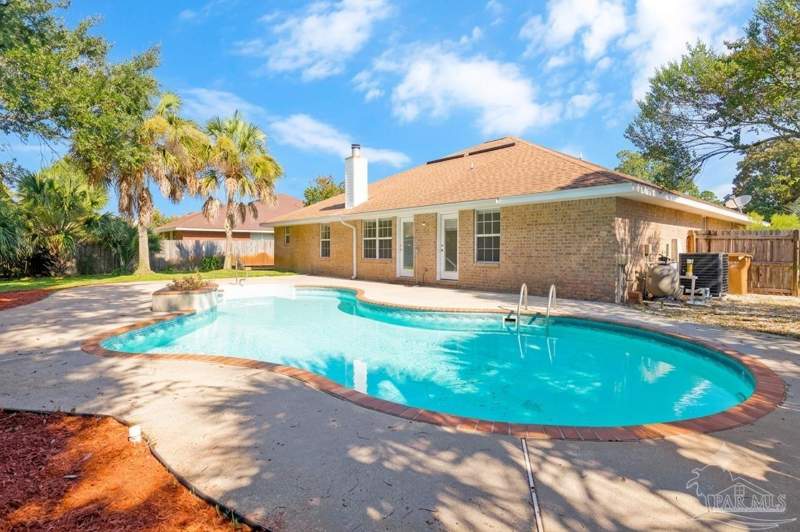 4 bedroom Single Family Residence at 5049 Lantana Dr, Mandavilla, Gulf Breeze — photo 1