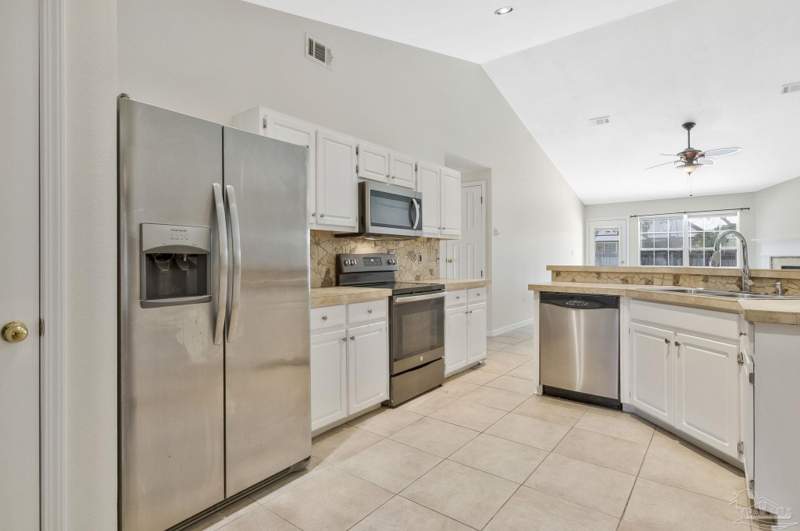 4 bedroom Single Family Residence at 5049 Lantana Dr, Mandavilla, Gulf Breeze — photo 5