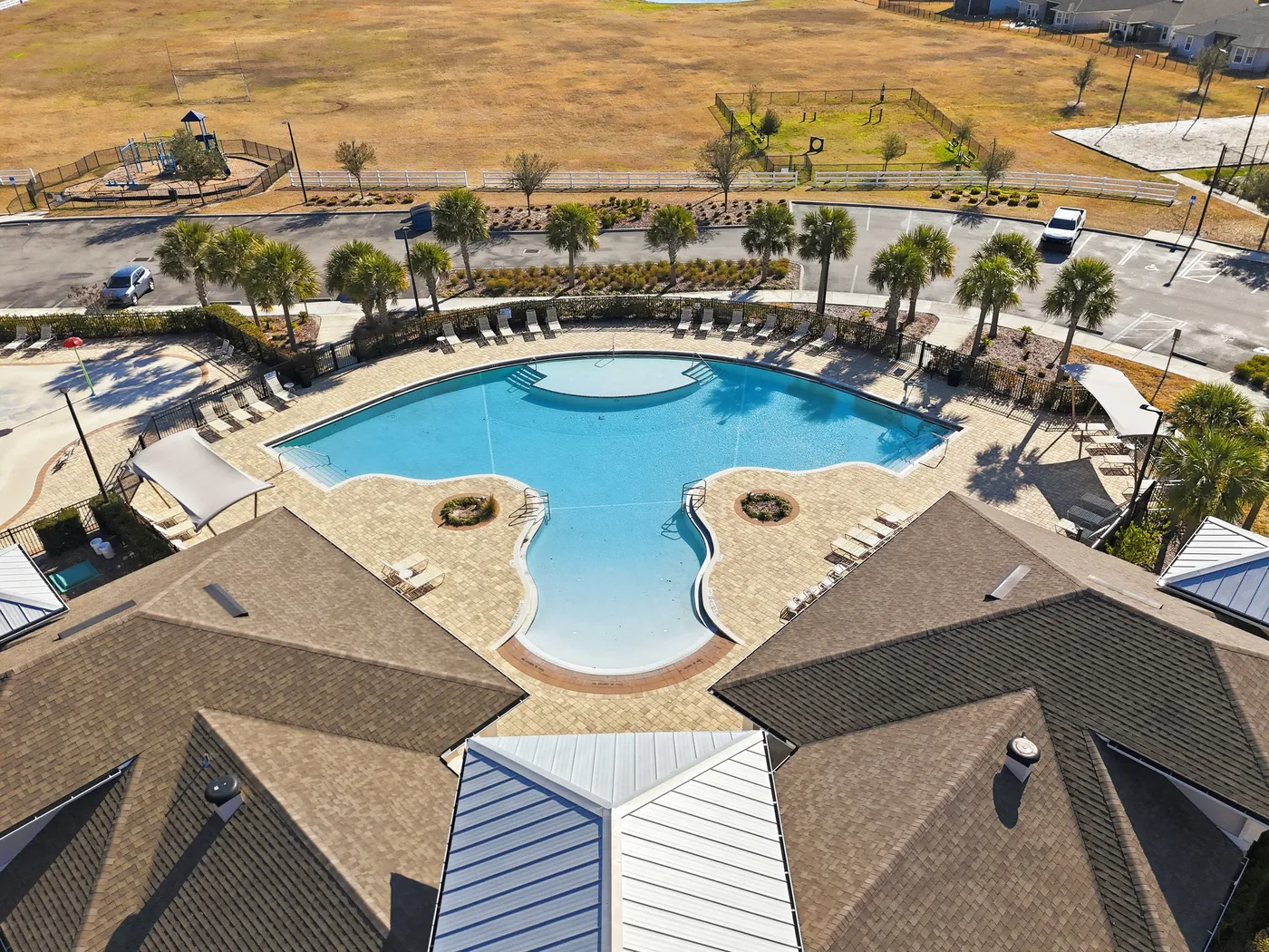 Alta Lakes community amenities