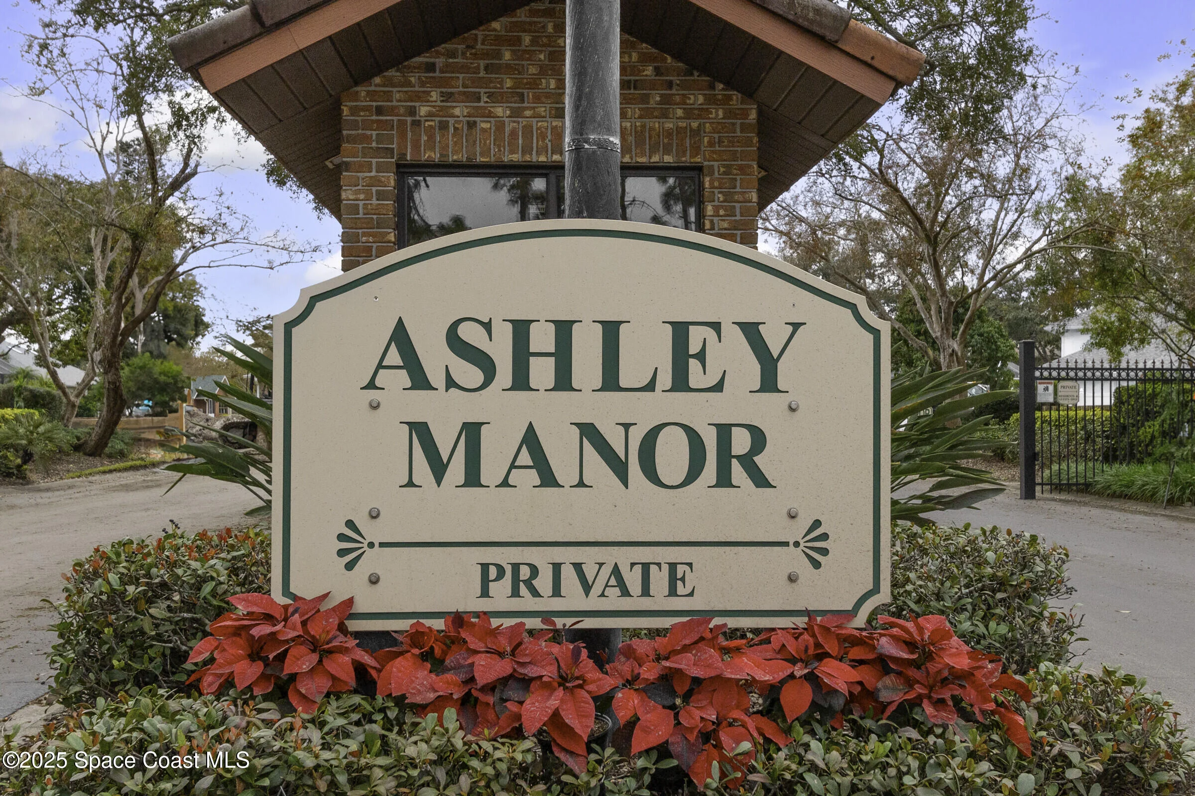 Ashley Manor