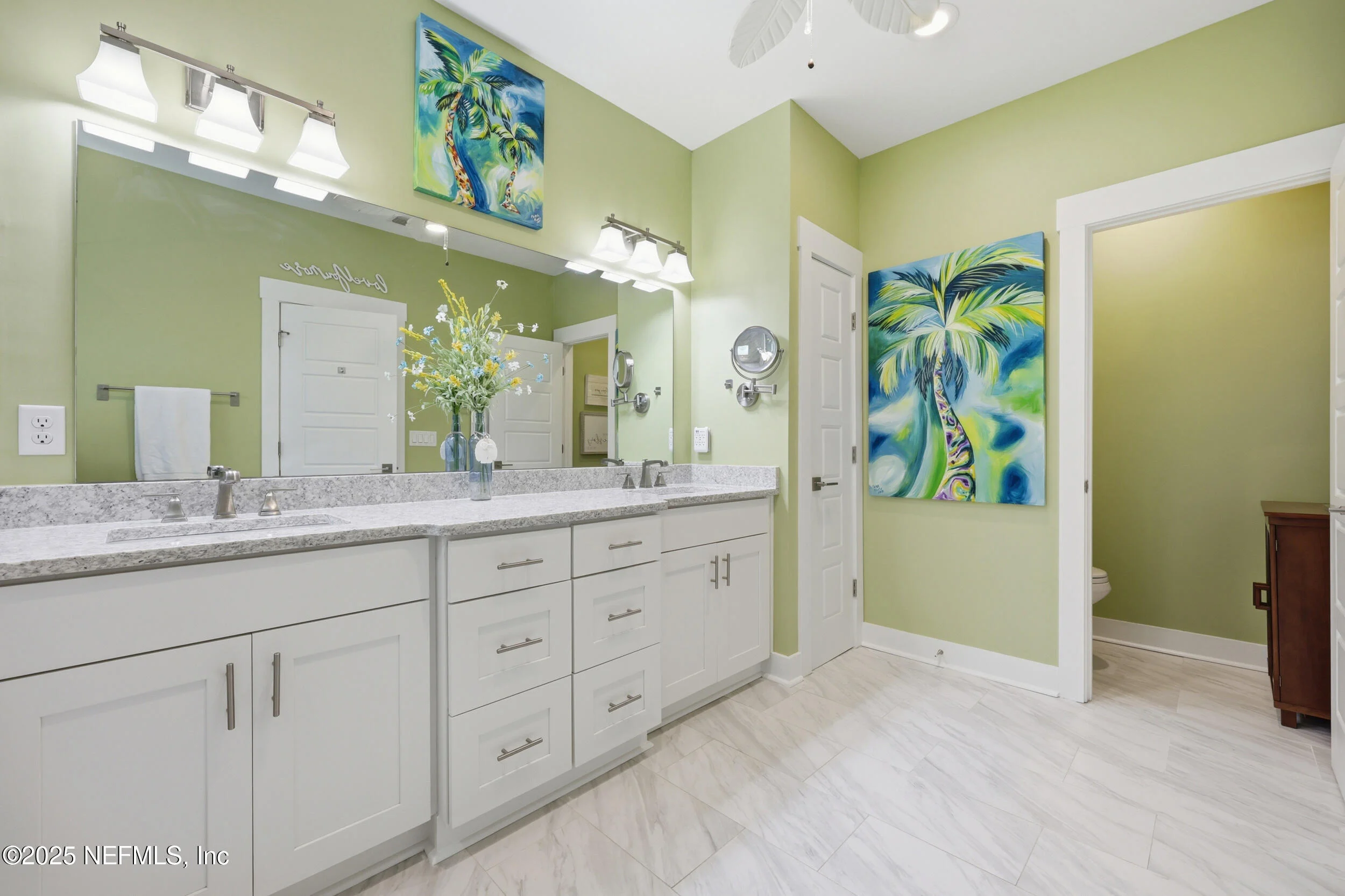Homes along the fairways at Beach Homesites