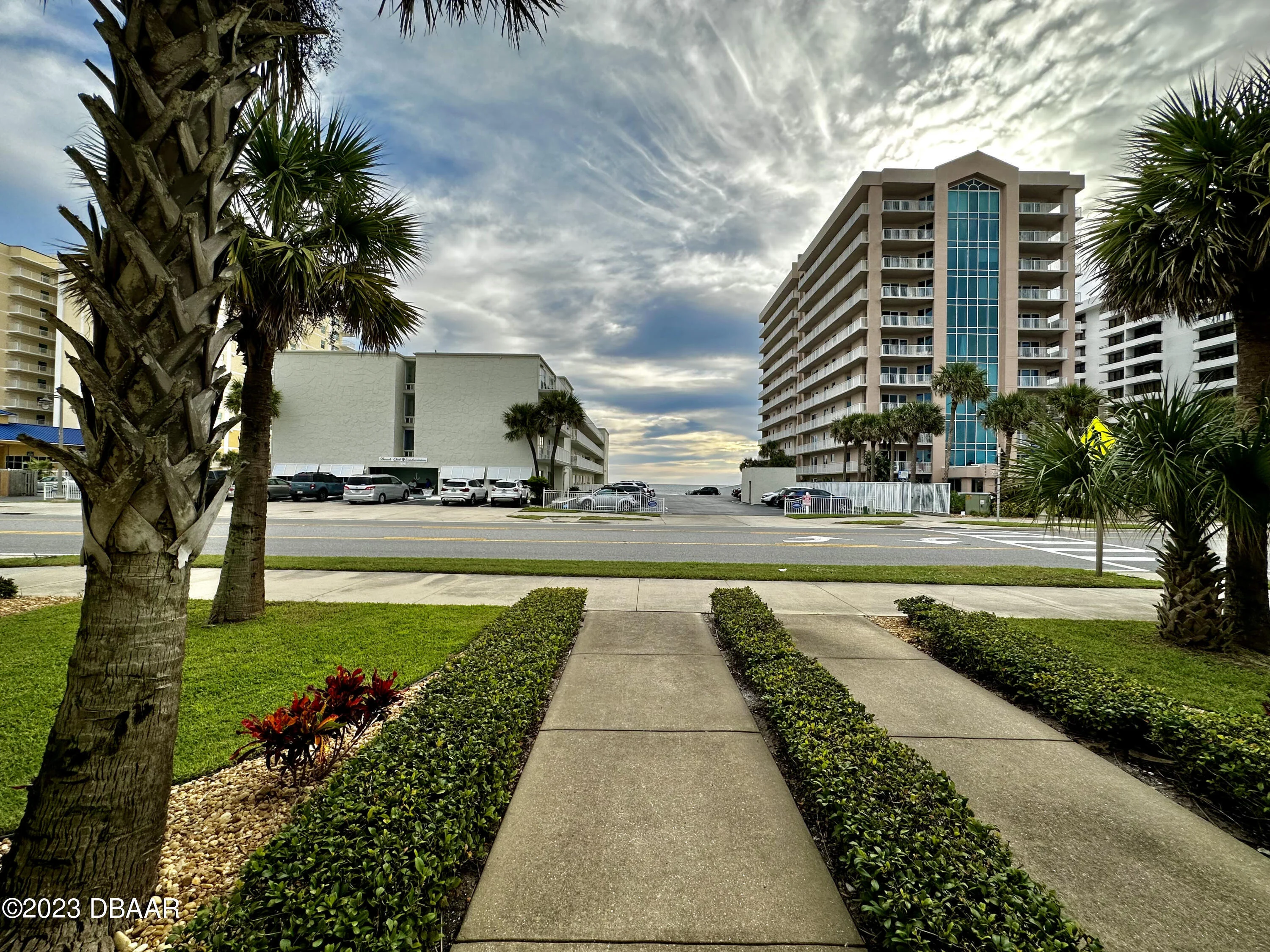 Cardinal Shores Homes for Sale in Daytona Beach Shores, FL