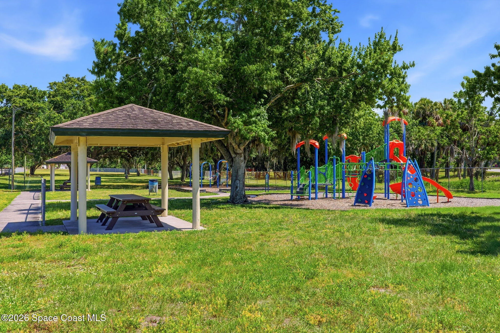 Country Club Colony