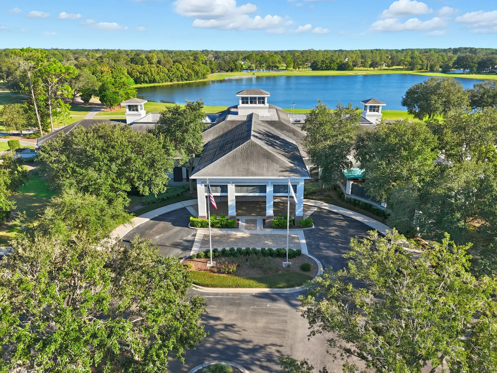 Deerwood Country Club