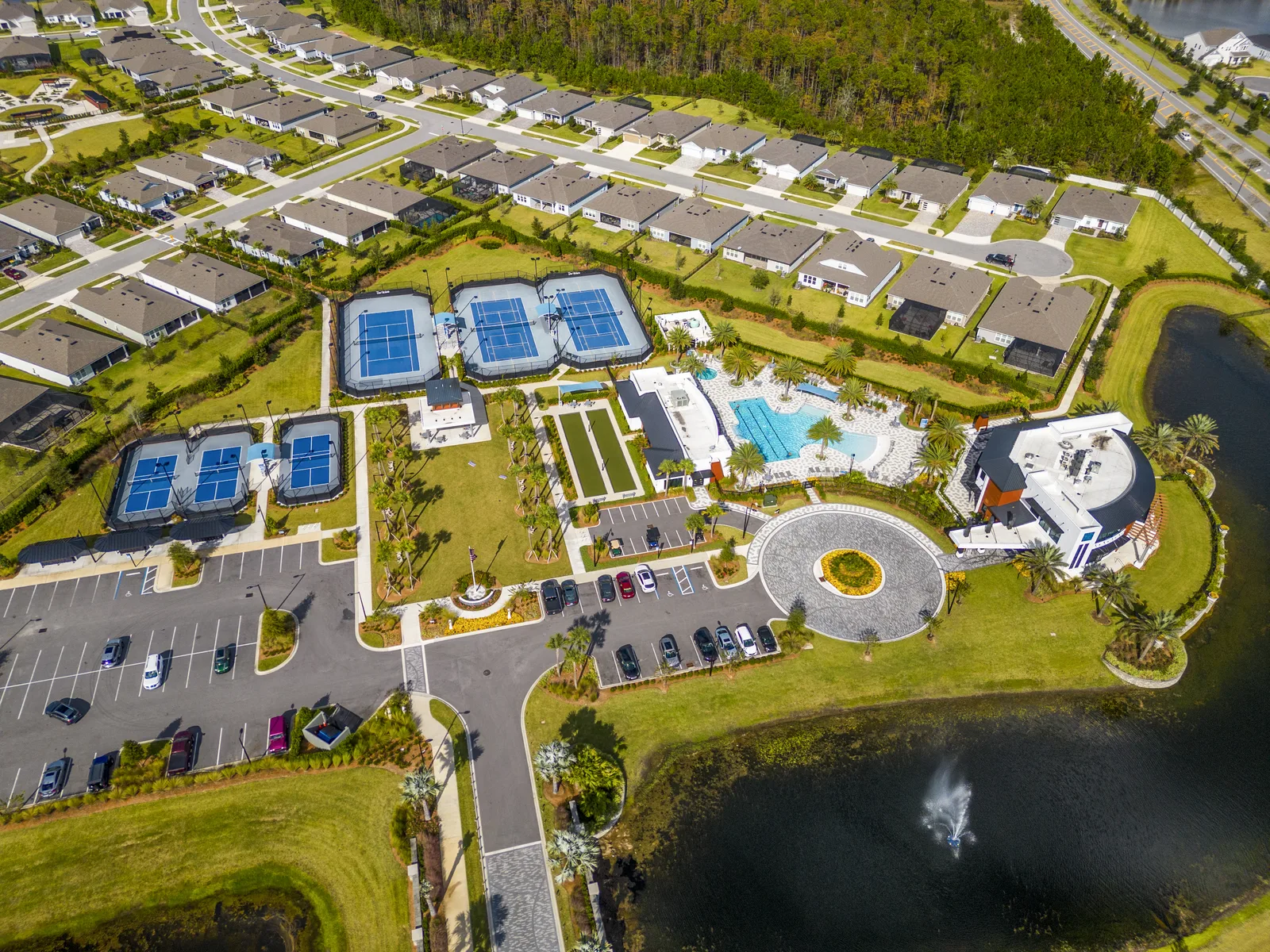 Del Webb eTown