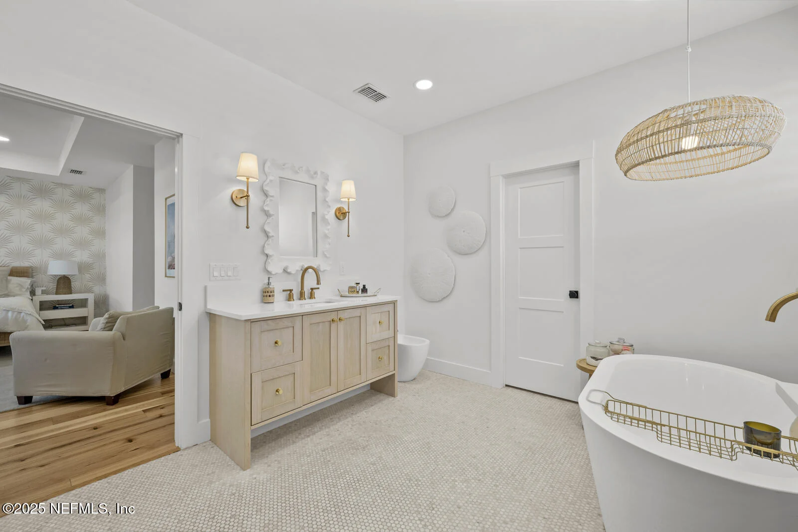 Lakes and amenities at Jax Beach Heights