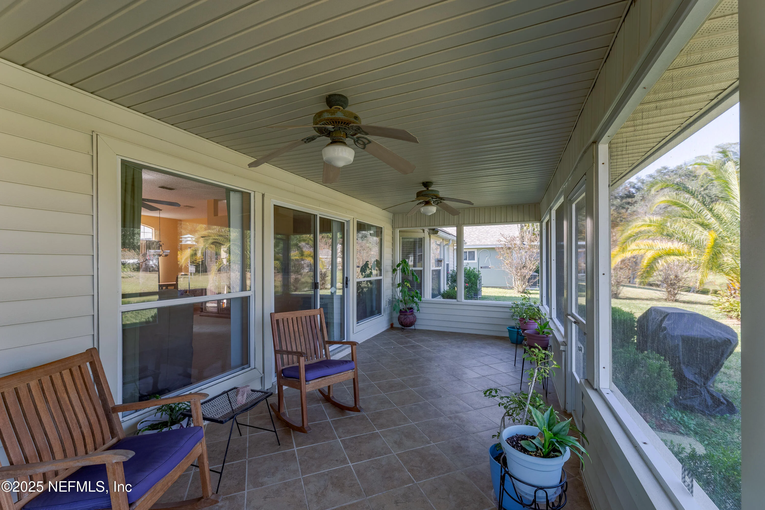 Clubhouse entrance at Laurel Grove