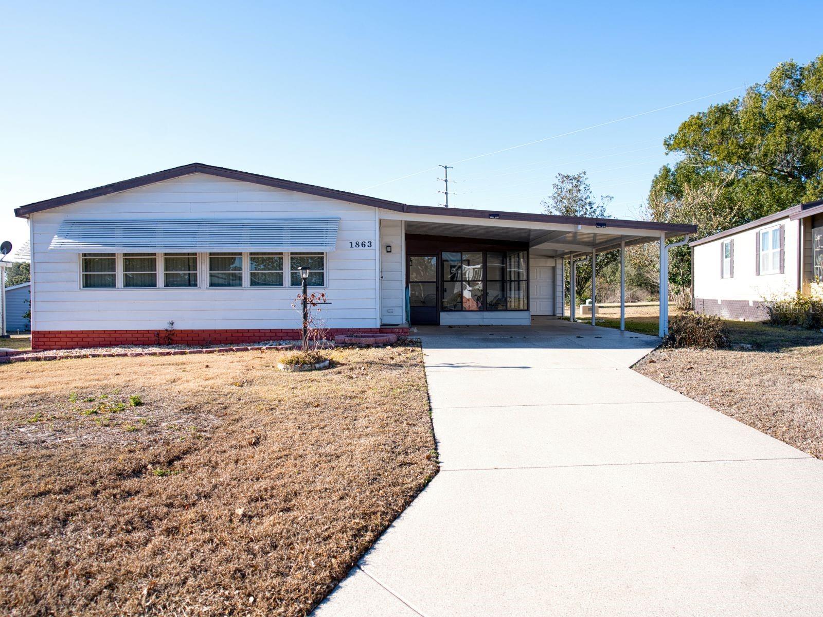 LADY LAKE ORANGE BLOSSOM GARDENS Homes for Sale