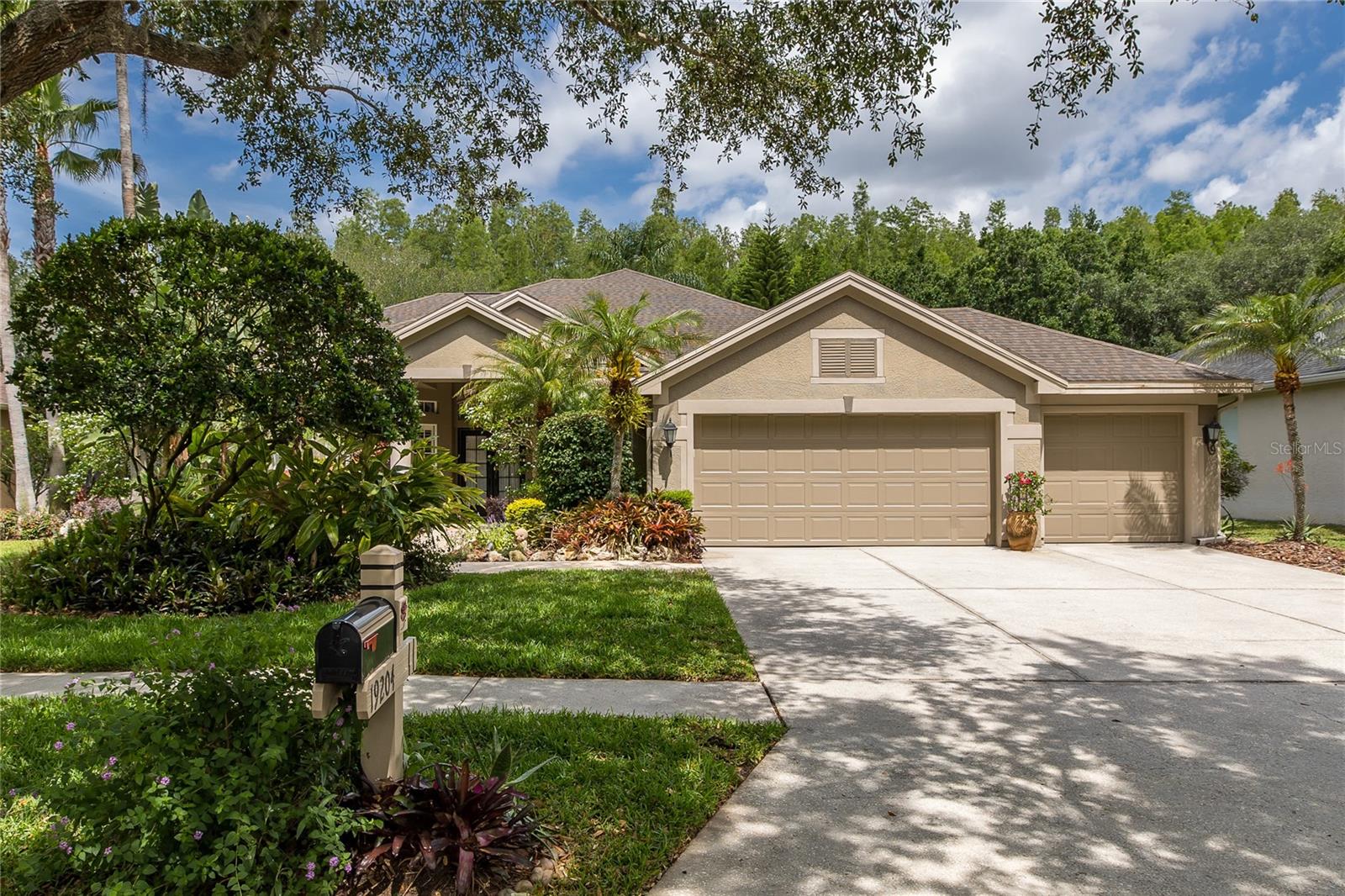 19204 Pristine Place home for sale in Villarosa