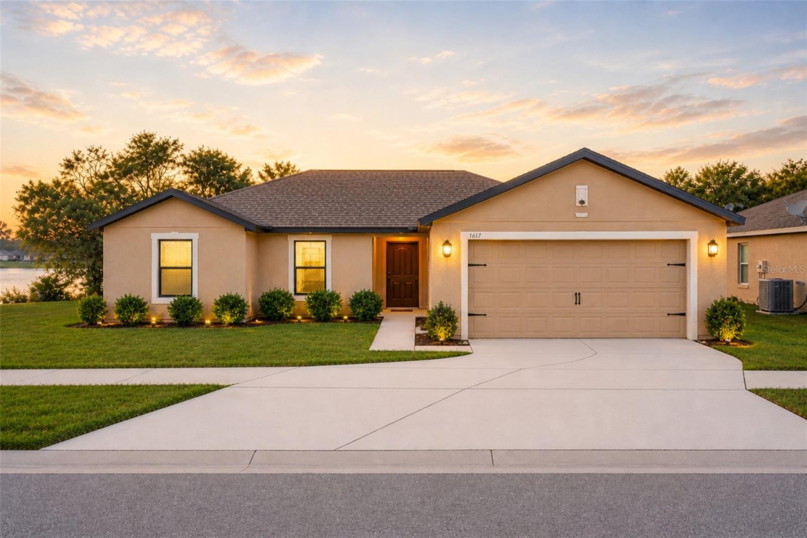 1617 Orne Street home for sale in MASCOTTE LAKE JACKSON RIDGE