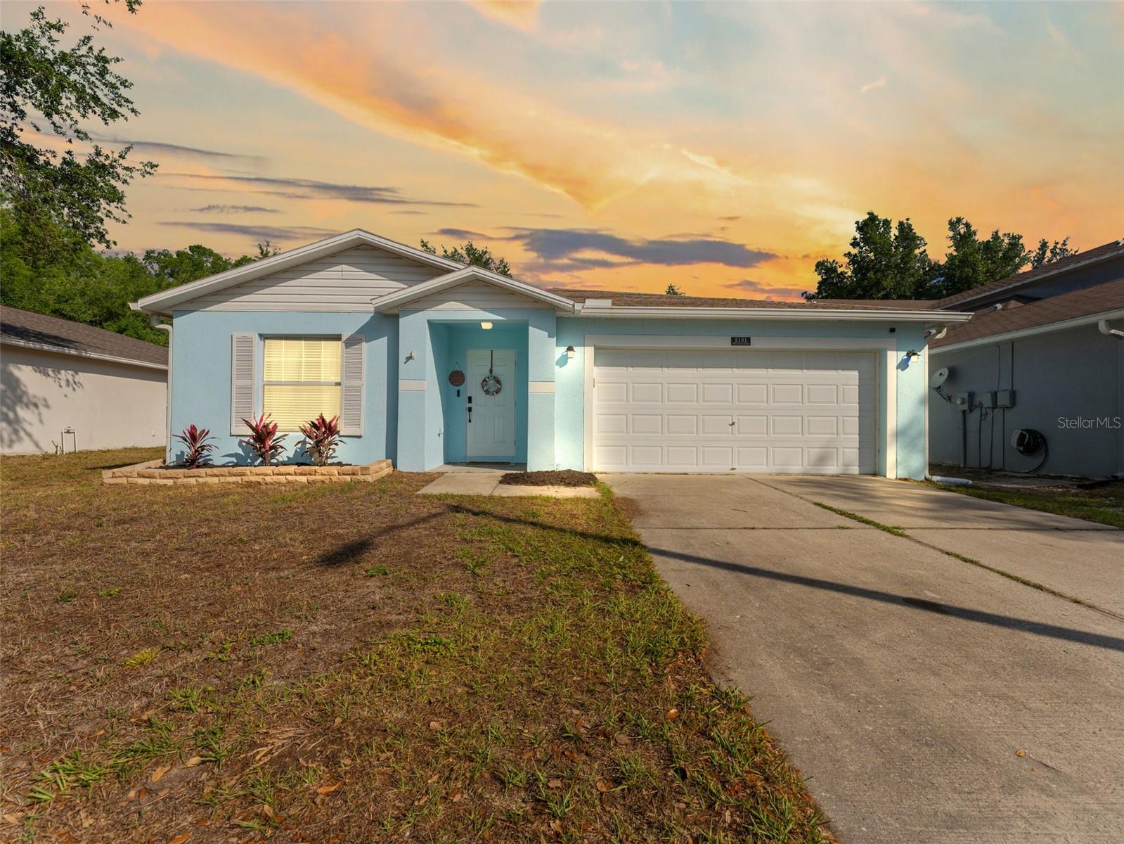 2101 Harcourt Place home for sale in Ashley Lakes