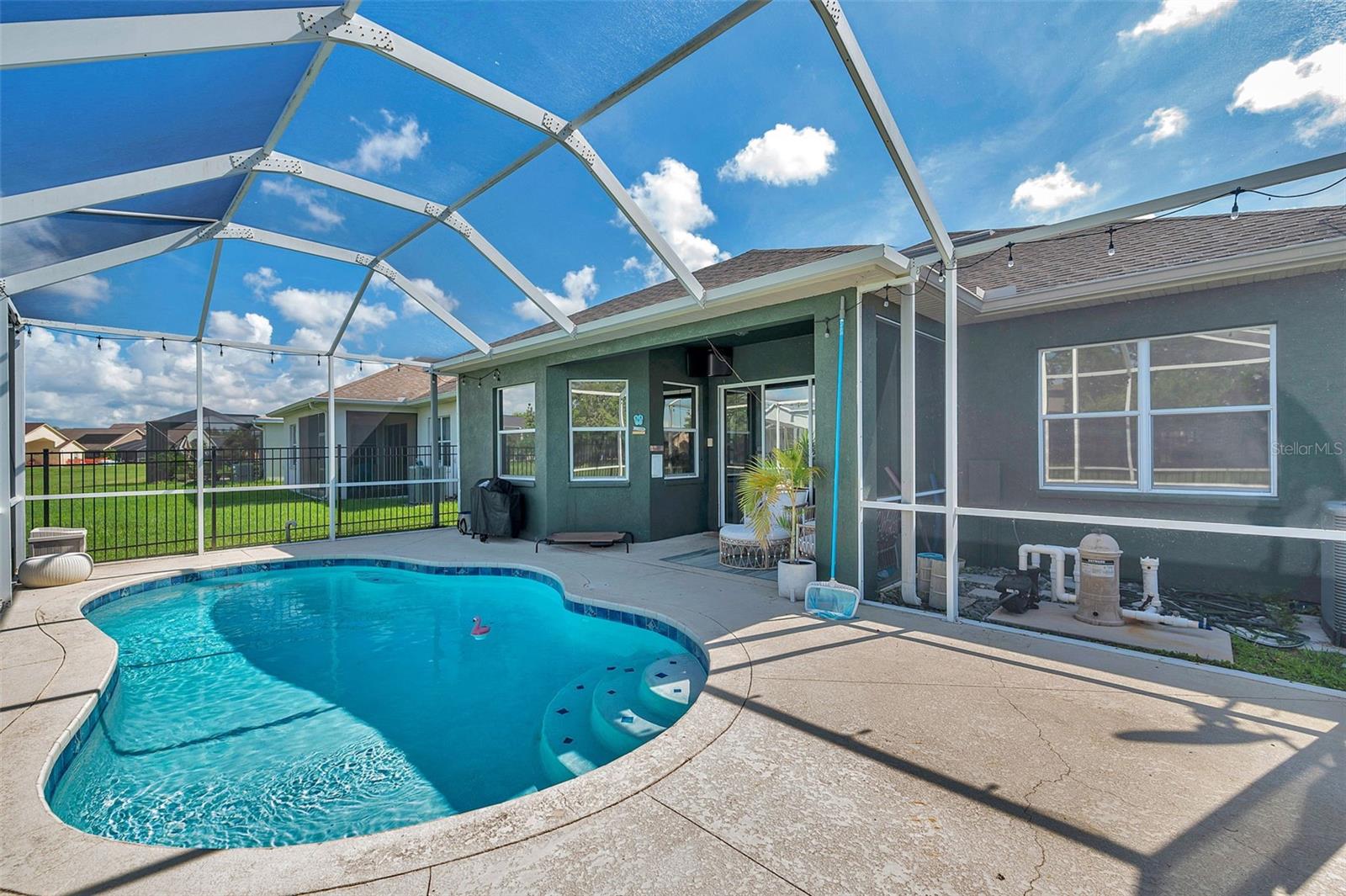 4641 Rolling Green Drive home for sale in Country Walk