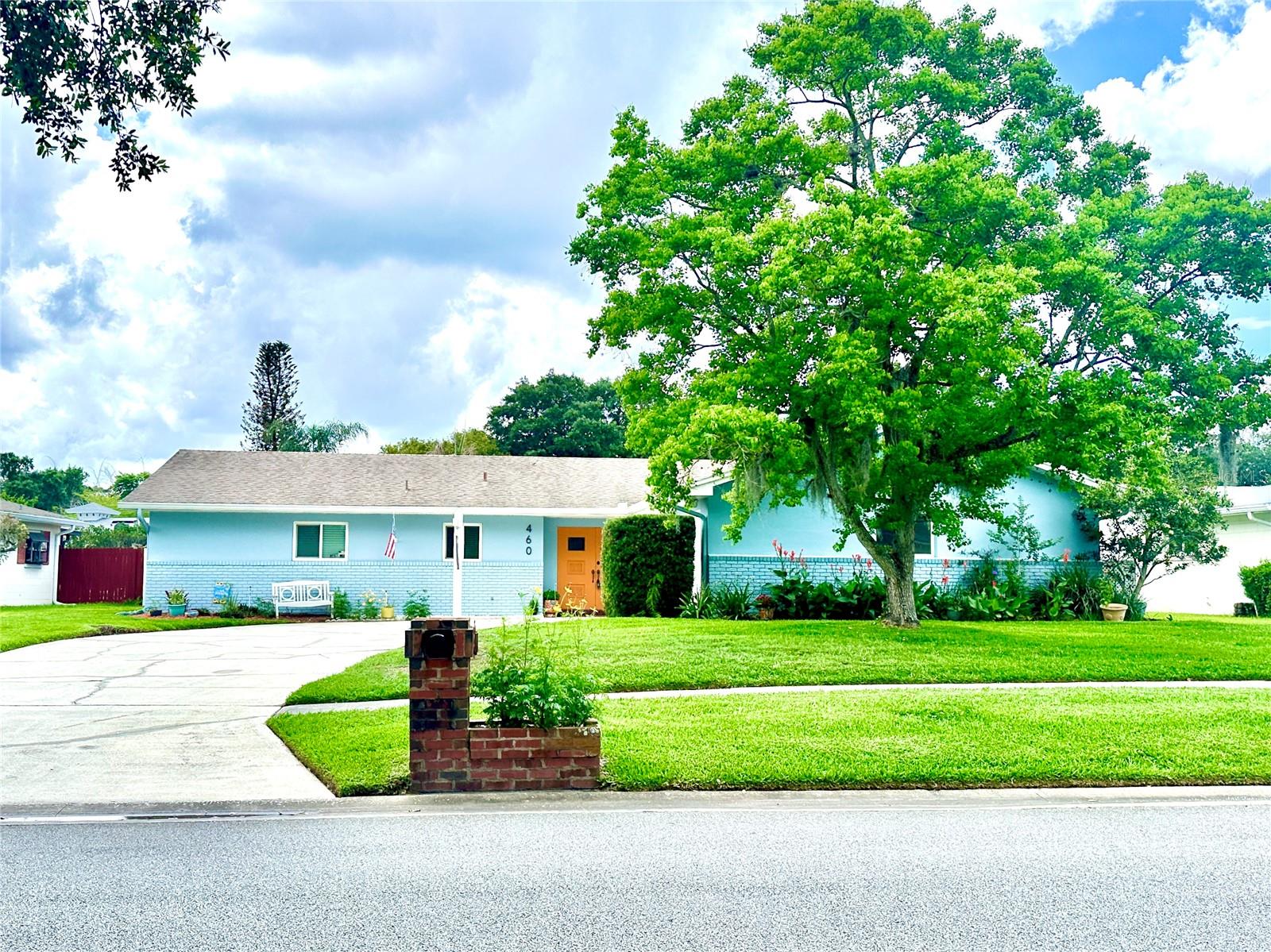 460 S Deerwood Avenue home for sale in DEERWOOD