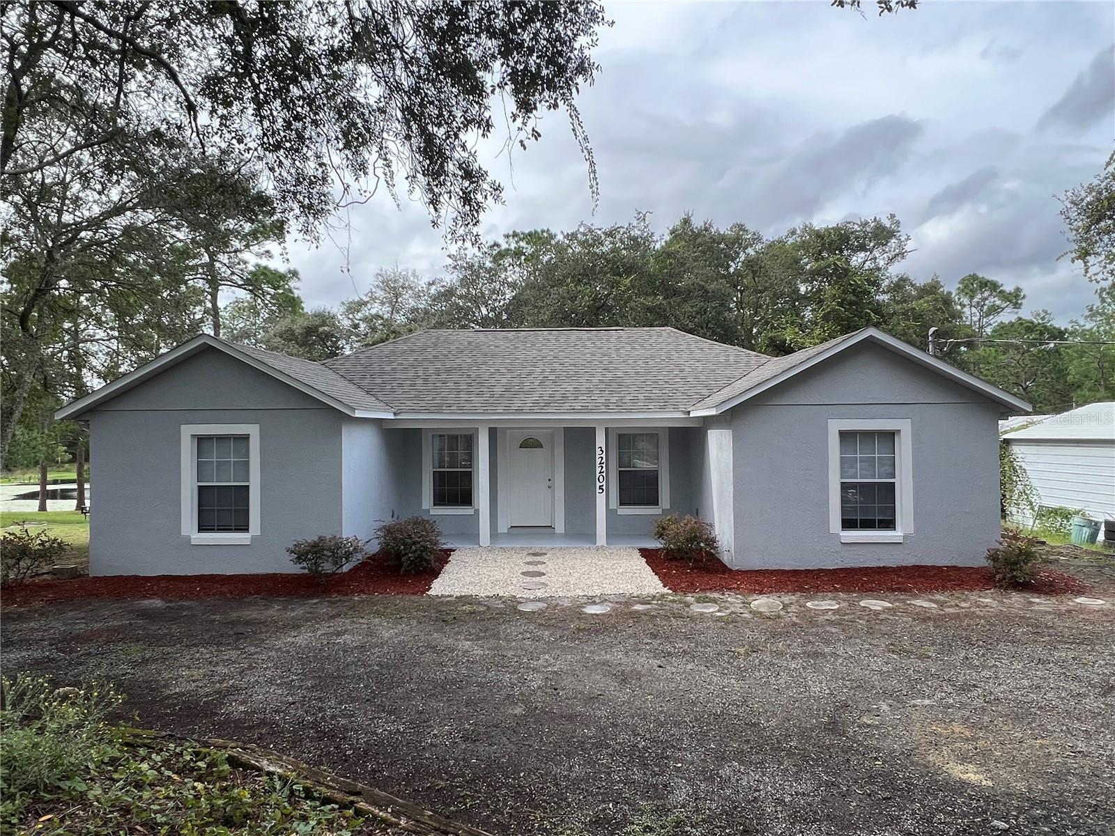 FLORIDA HILLS in Eustis