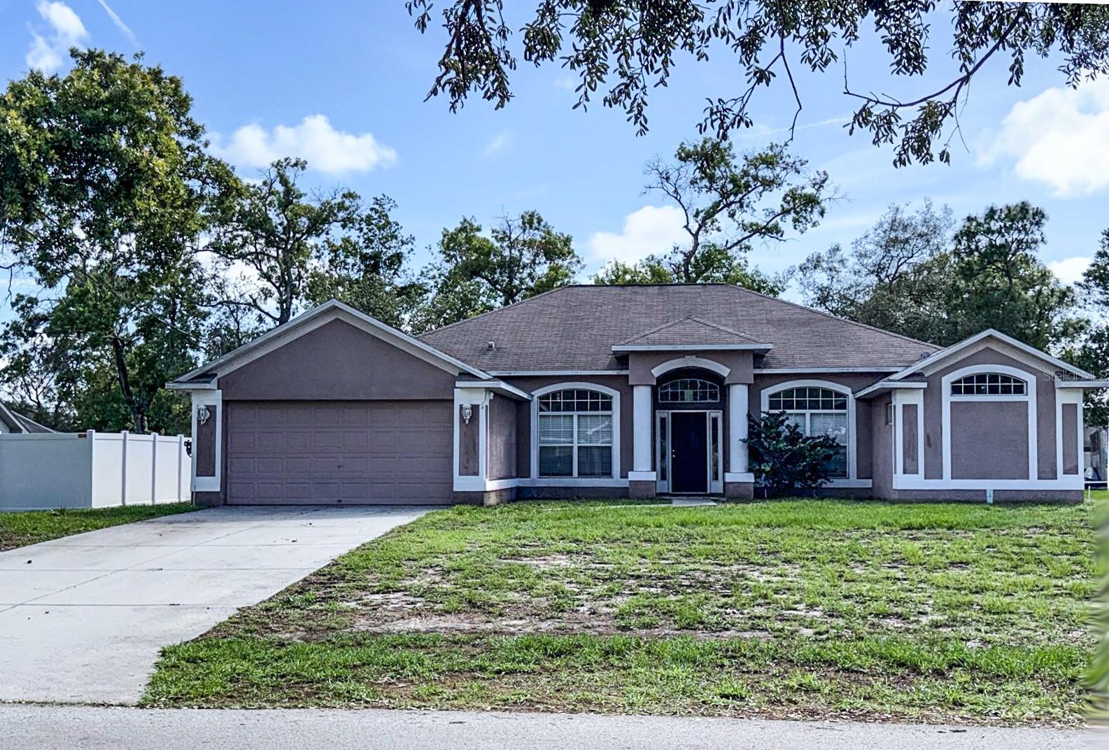 8414 Bay Drive home for sale in Spring Hill