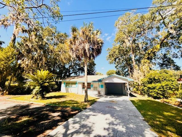 6125 Beacon Point Drive home for sale in Palm Grove Colony