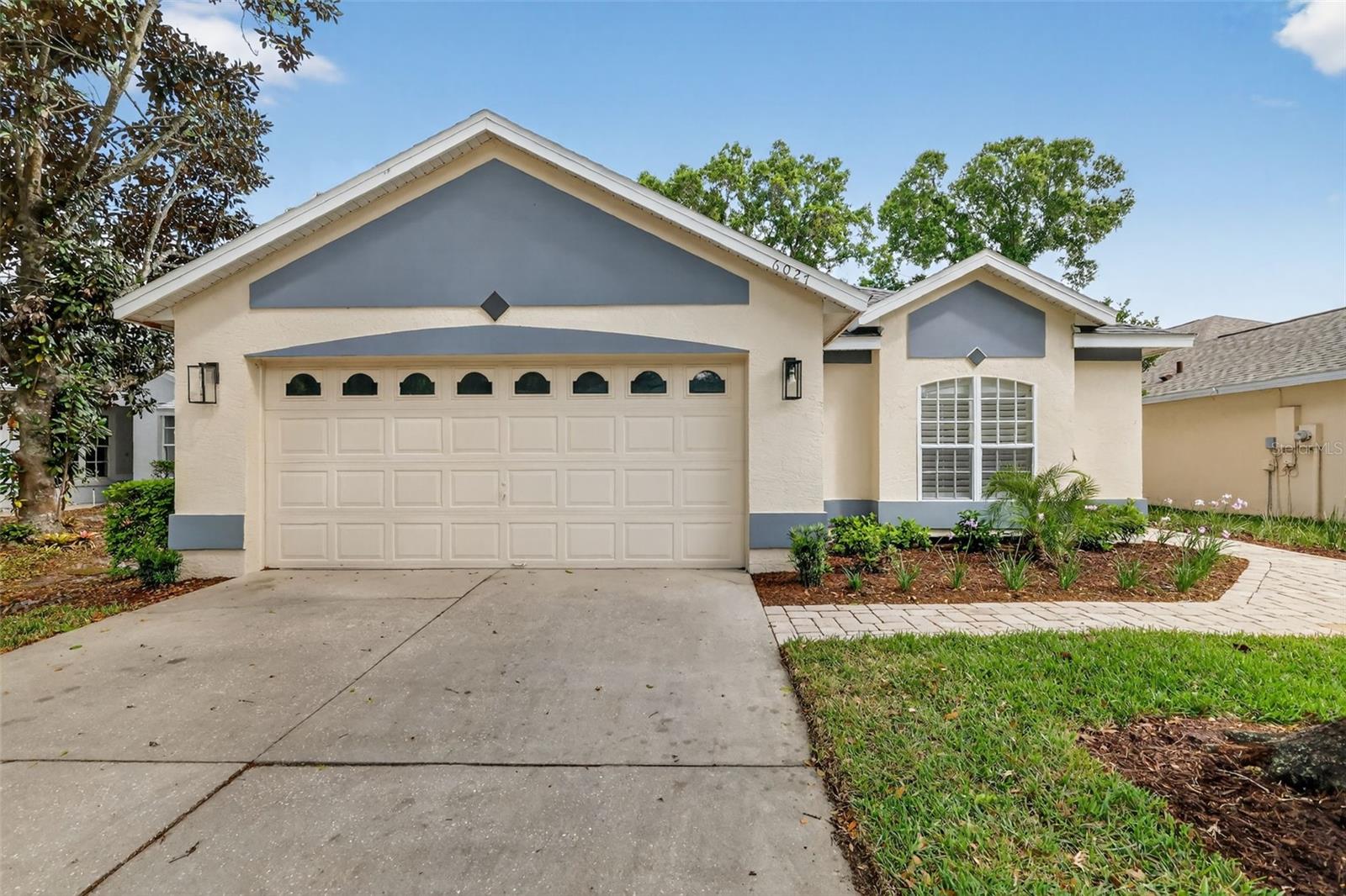 6027 Spring Creek Court home for sale in COUNTRY CLUB OF MOUNT DORA