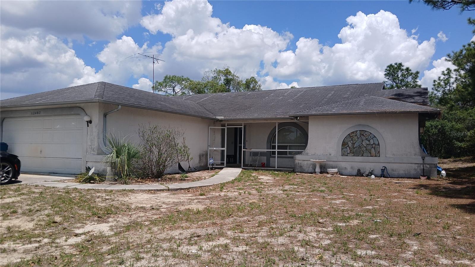 12487 Killian Street home for sale in Spring Hill