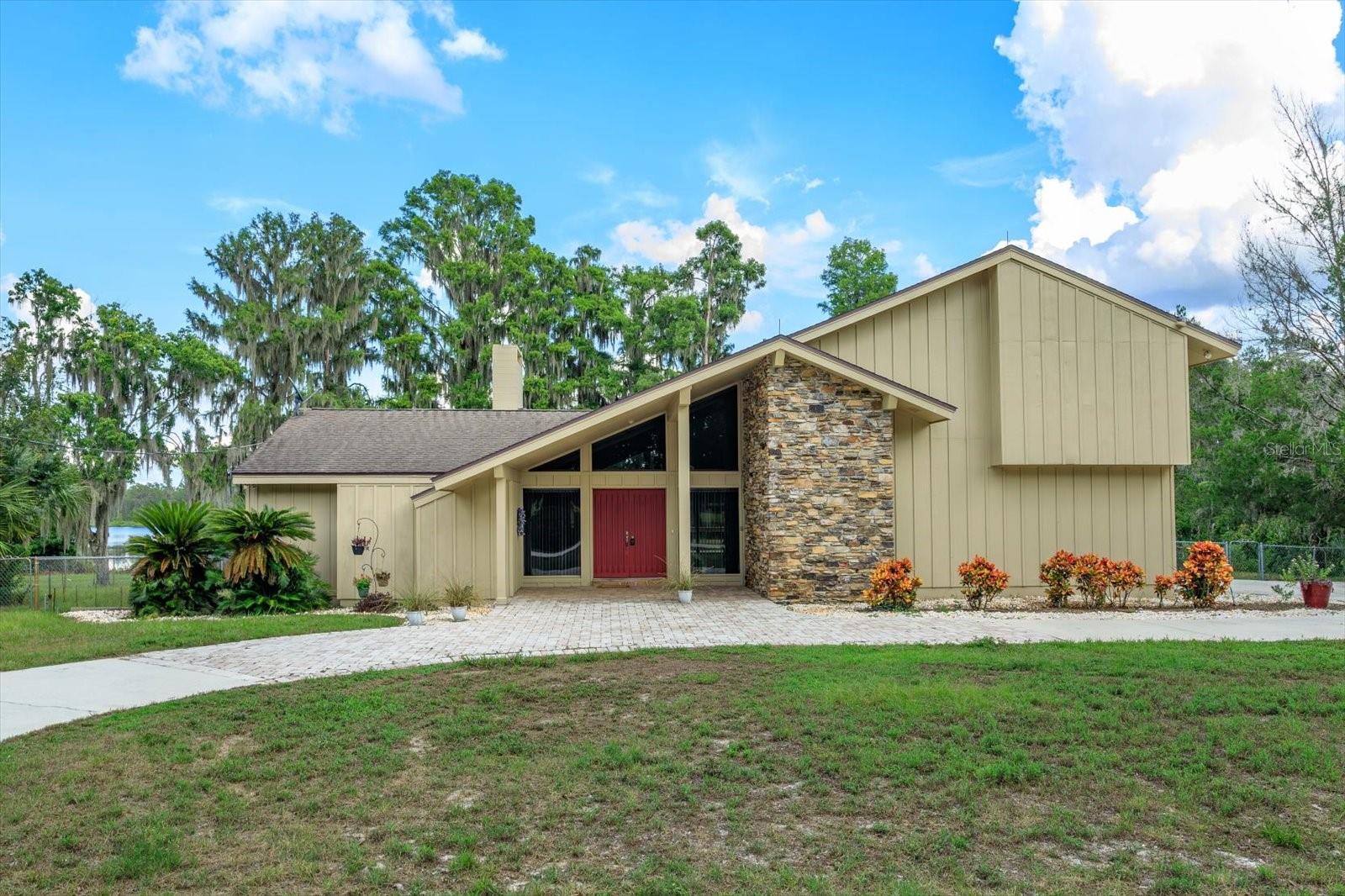 GROVELAND FARMS 20-23-25 in Clermont