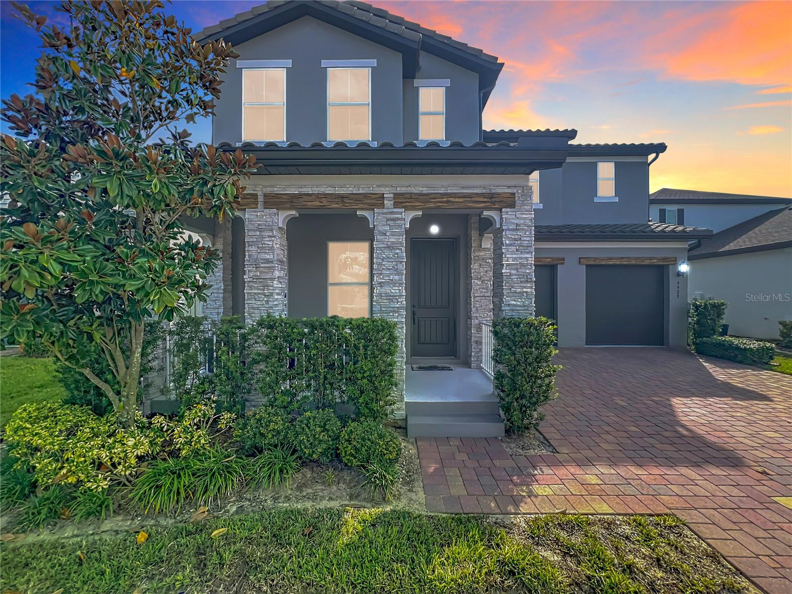 9929 Summerlake Groves Street home for sale in WATERMARK